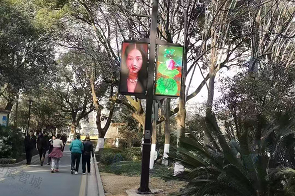 智能照明路燈桿助力智慧城市建設(shè)